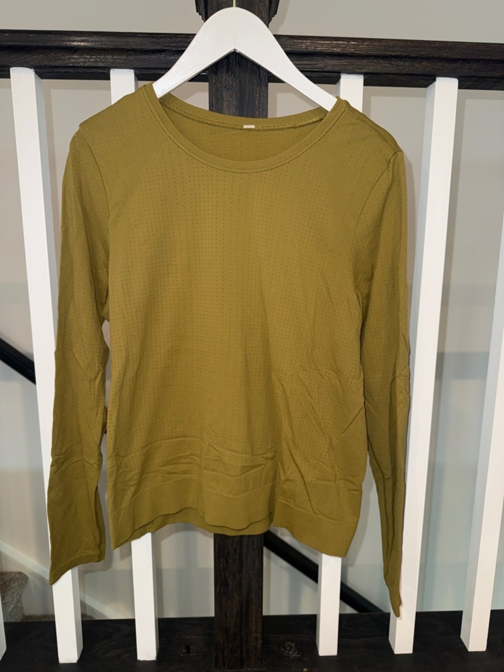 Athleta Long Sleeve Top